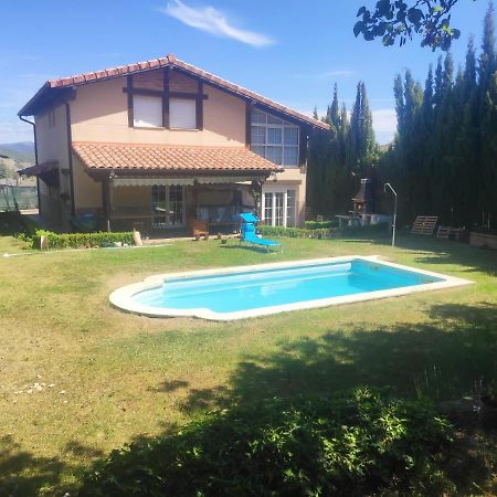 Vivienda El Olivo Con Piscina Privada Y Jardin. Βίλα Ayegui Εξωτερικό φωτογραφία